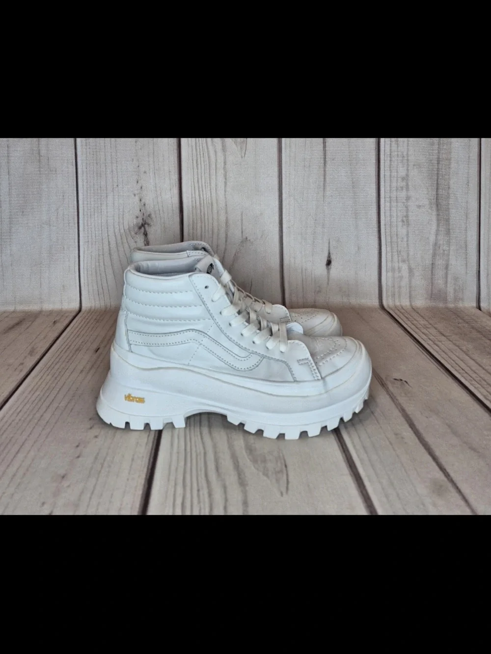 Vans x Vault Sk8-Hi Women's Size 8True White Vibram LX Skate Shoes Boots